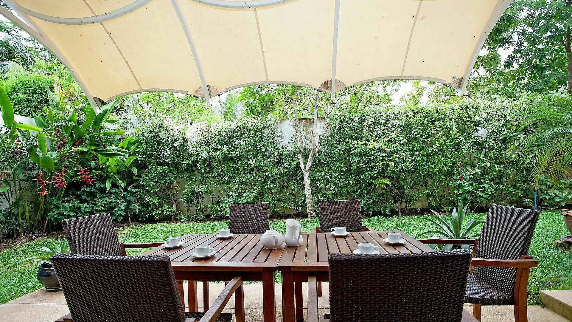 Maan Tawan Villa 邦涛海滩 泰国